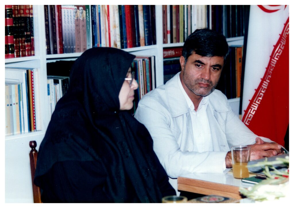 با خانم کاظمی استاد دانشکده علوم اجتماعی